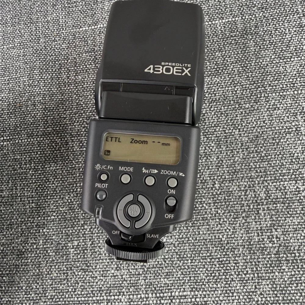 Canon Speedlite 430EX Camera Flash Unisex Black E-TTL II Shoe Mount with Case